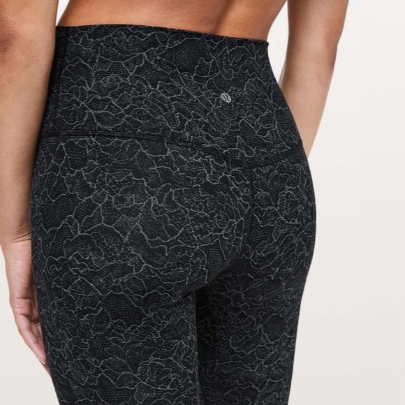 Lululemon Align Pant Full Length 28” Lacescape Dark Cast Black Gray Size 4 Nulu - Picture 7 of 12
